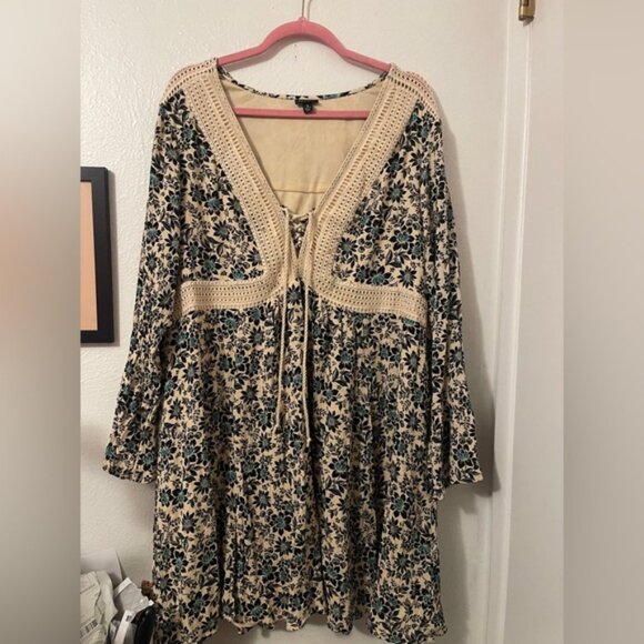 Torrid Floral Dress, 3x - Picture 1 of 10